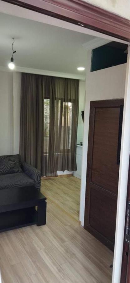 Guesthouse Zeinabi Tiflis Dış mekan fotoğraf