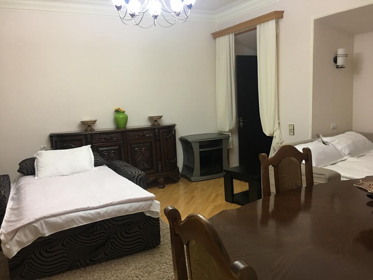 Guesthouse Zeinabi Tiflis Dış mekan fotoğraf
